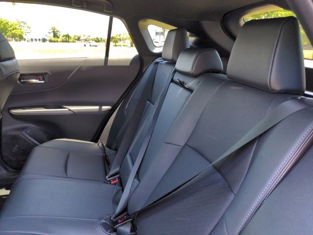 Used 2021 Toyota Venza Limited image 14