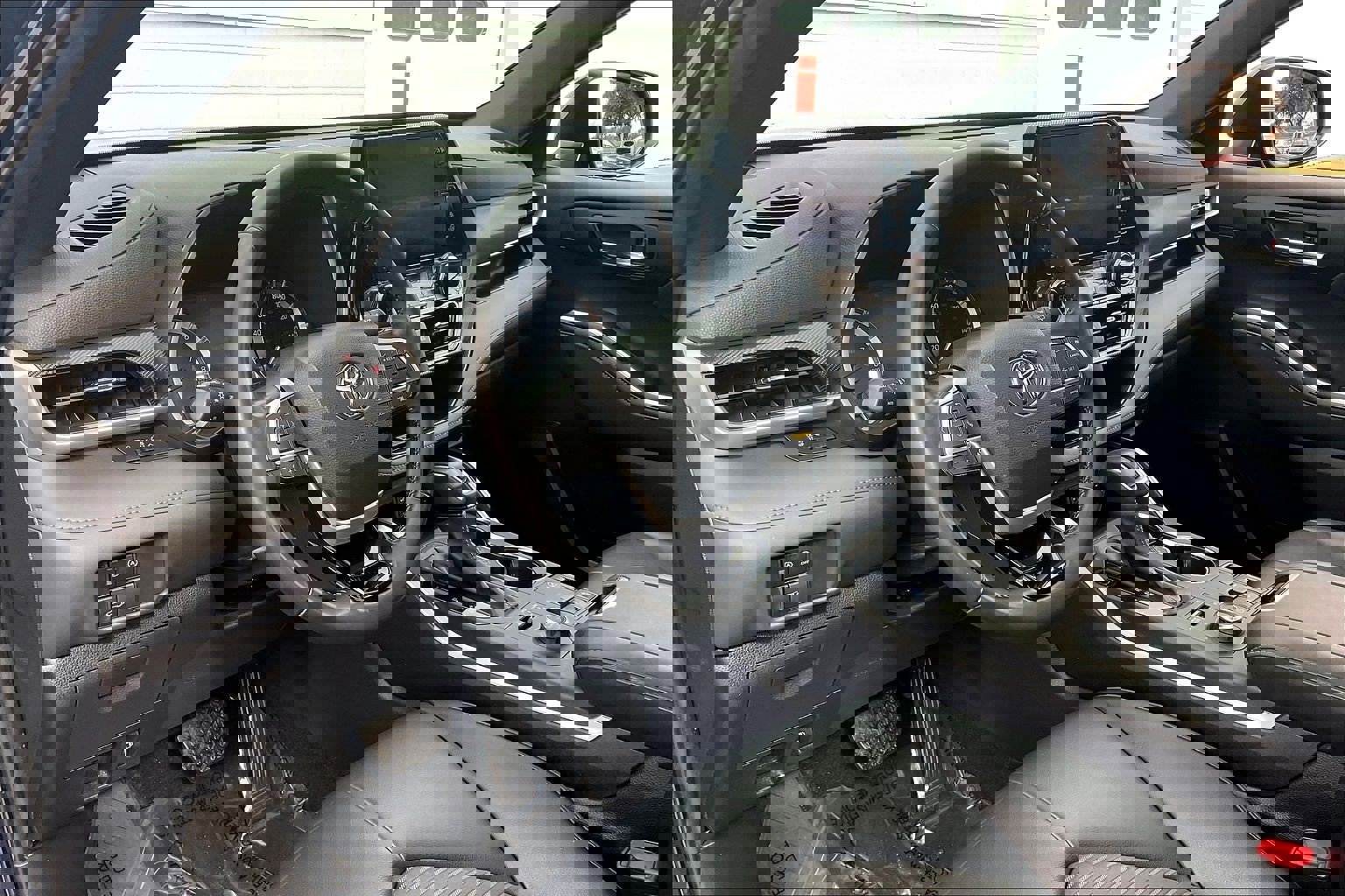 Used 2023 Toyota Highlander XSE image 18