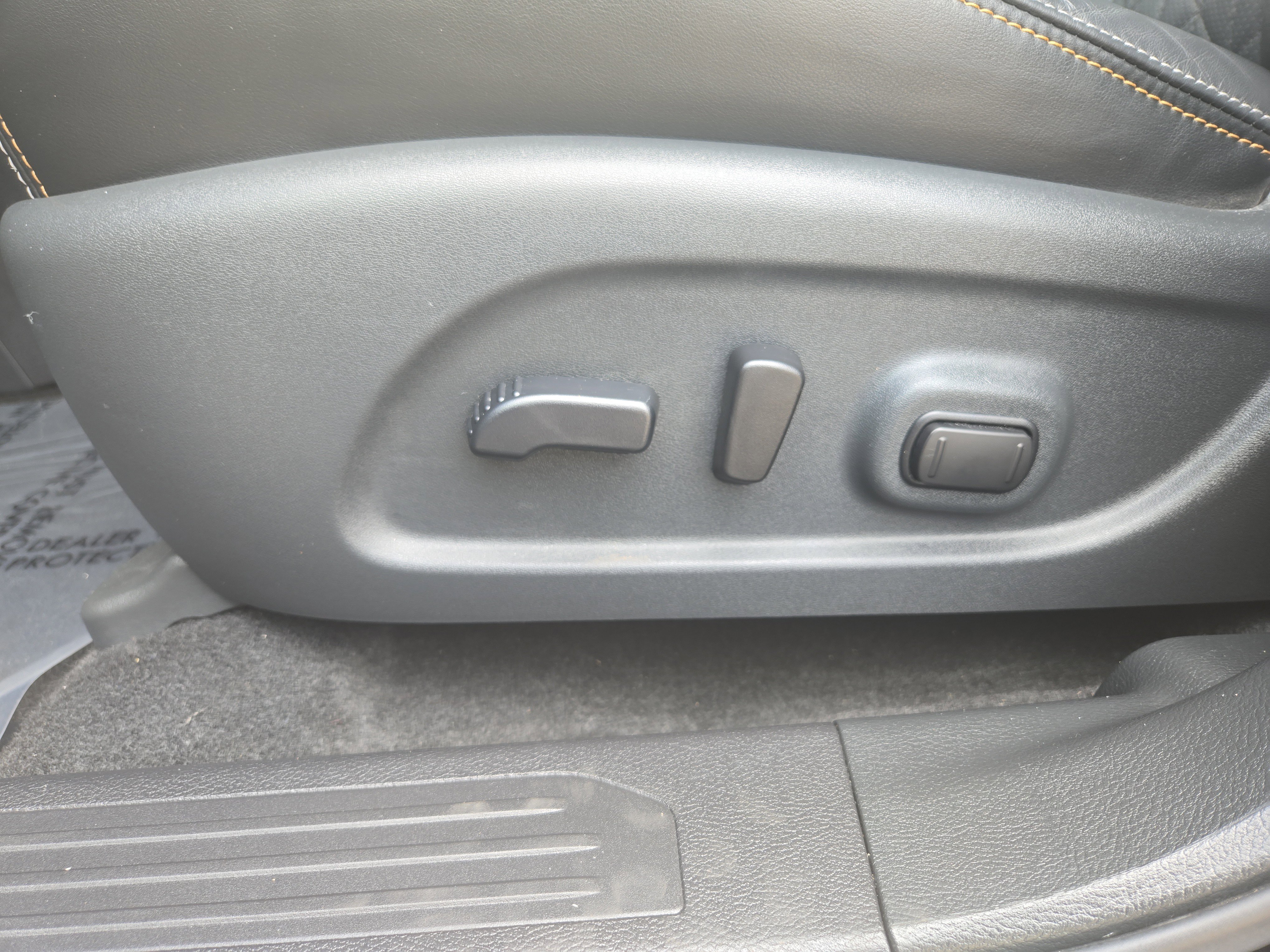 Certified 2024 Nissan Murano Platinum w/ Cargo Package image 13