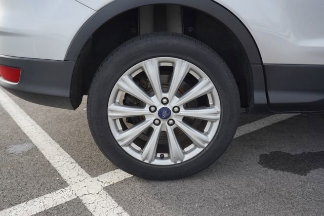 Used 2017 Ford Escape Titanium image 40