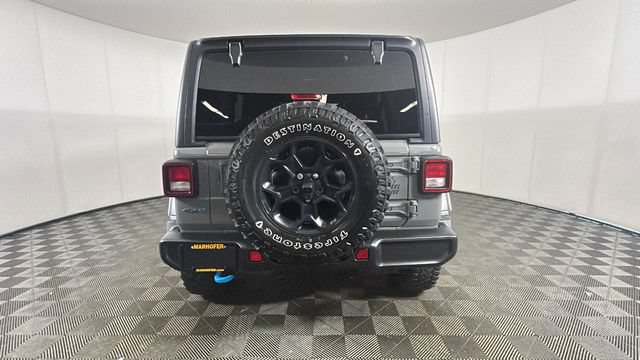 Used 2023 Jeep Wrangler Unlimited w/ Cold Weather Group AWD/4WD image 3