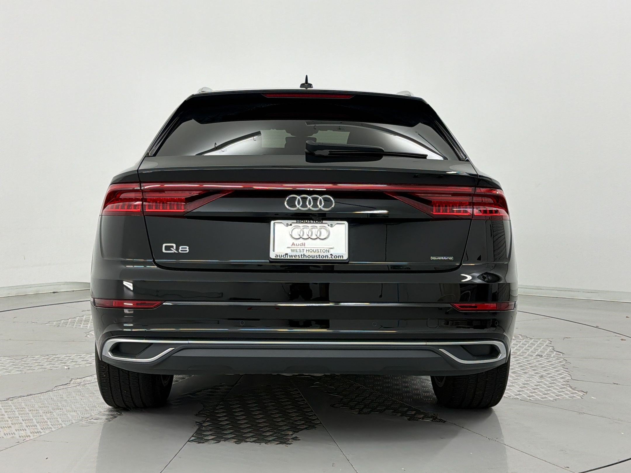 Used 2023 Audi Q8 Premium Plus w/ Premium Plus Package AWD/4WD image 10