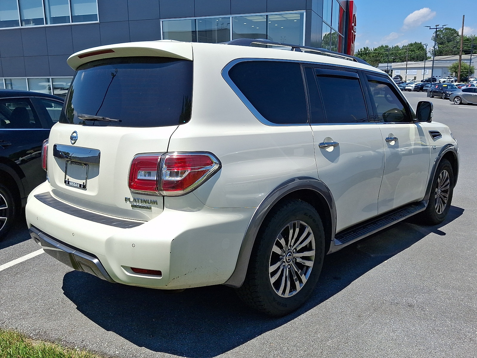 Used 2018 Nissan Armada Platinum w/ Captain Seat Package AWD/4WD image 5