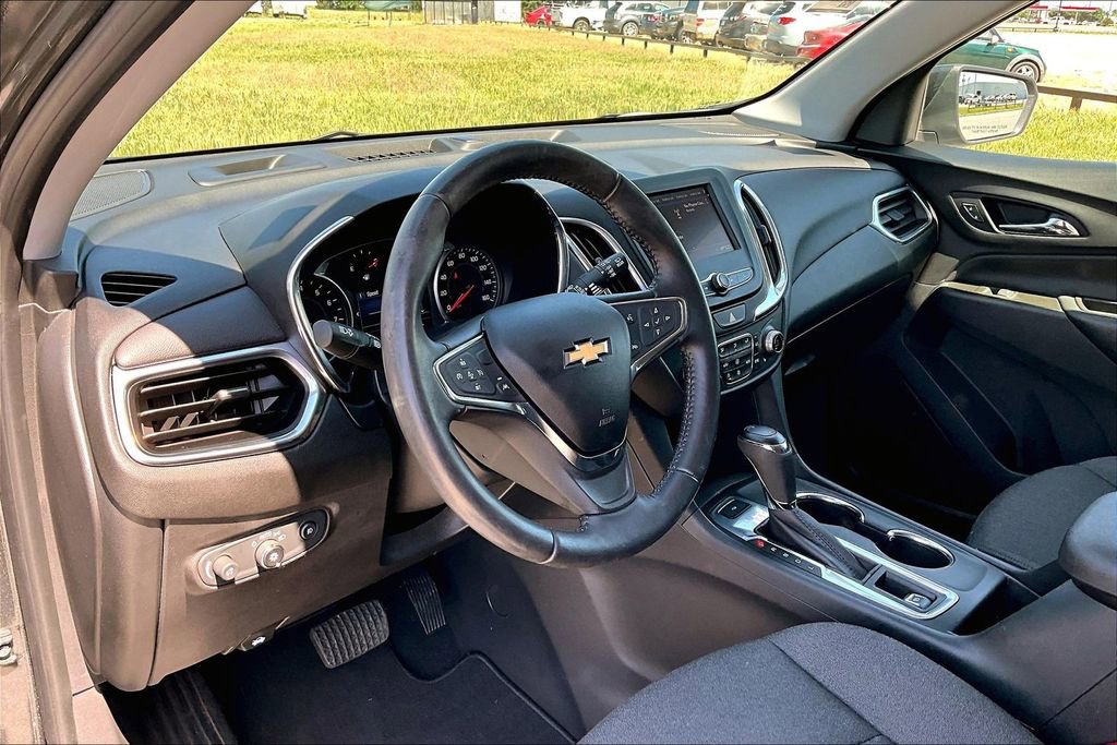 Used 2020 Chevrolet Equinox LT FWD image 12