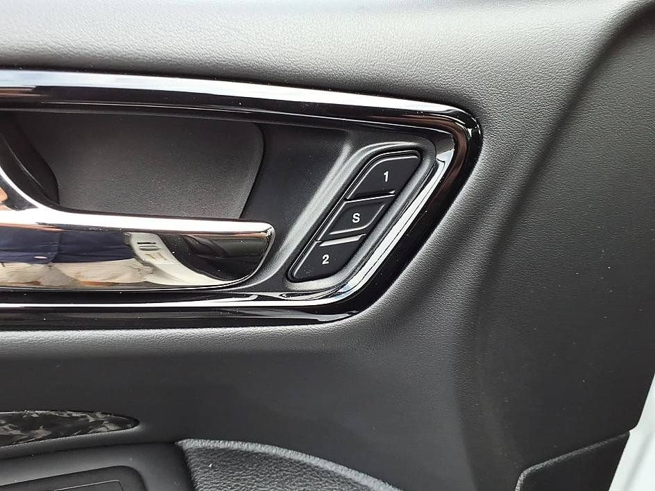 Used 2023 Dodge Durango R/T AWD/4WD image 13