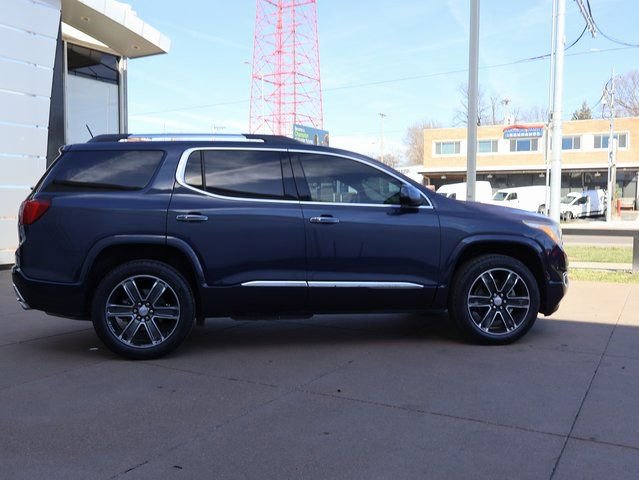 Certified 2019 GMC Acadia Denali w/ Technology Package FWD image 9