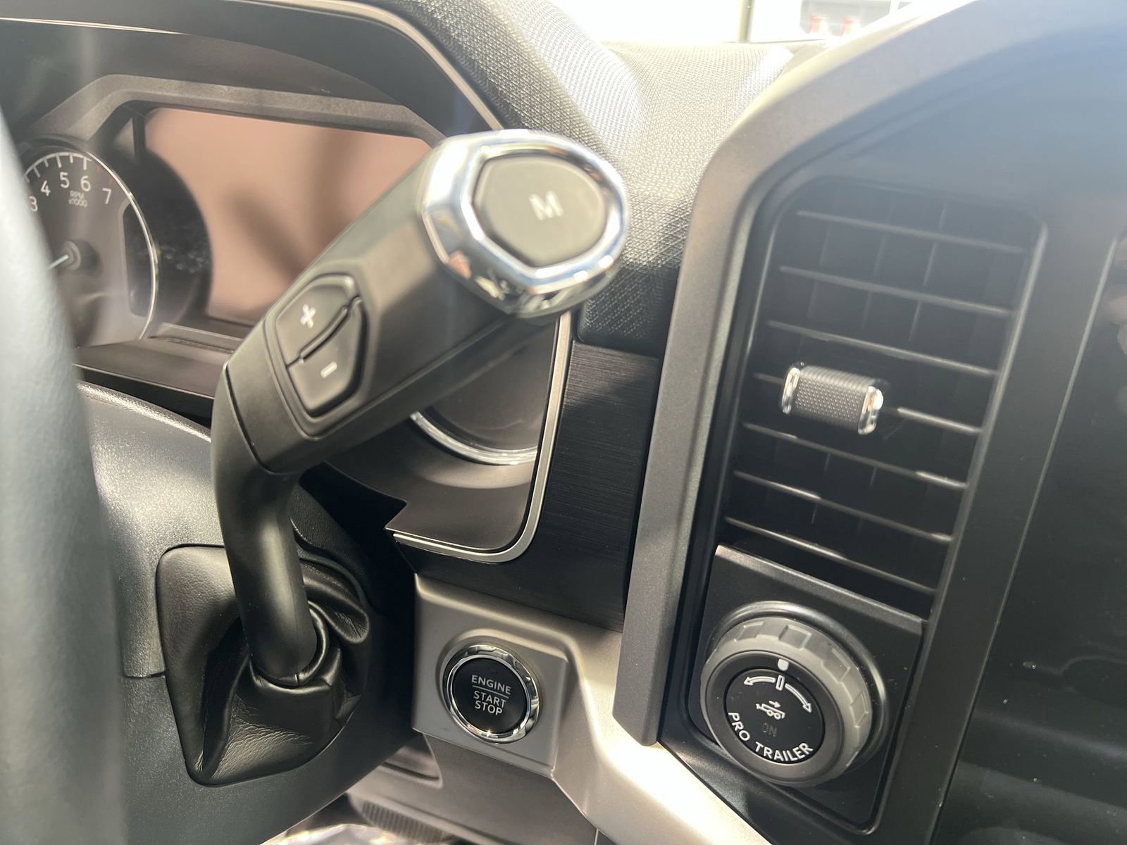 Used 2022 Ford F150 XLT w/ Equipment Group 302A High image 20