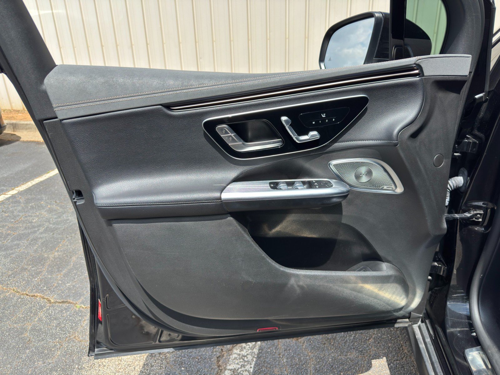 Used 2023 Mercedes-Benz EQE 500 4MATIC SUV image 47