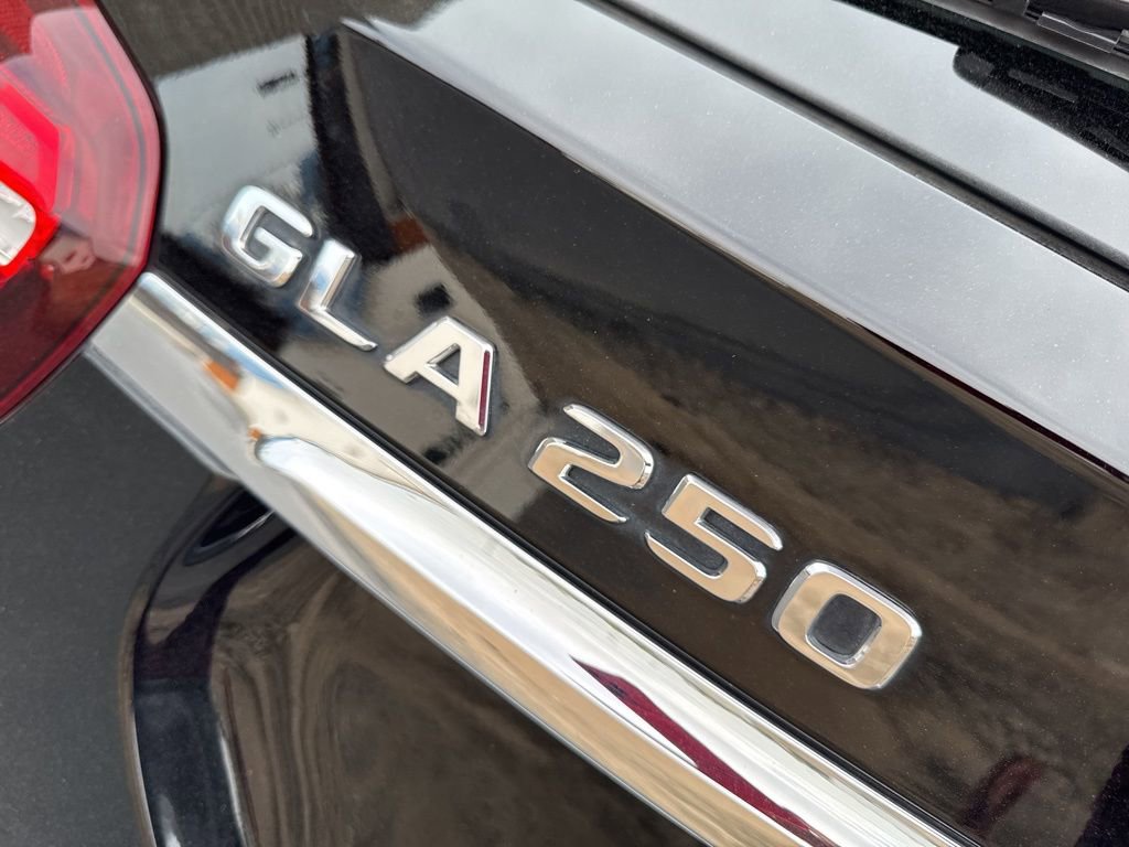 Used 2018 Mercedes-Benz GLA 250 4MATIC image 10