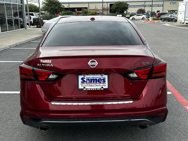 Used 2022 Nissan Altima 2.5 SR FWD image 8