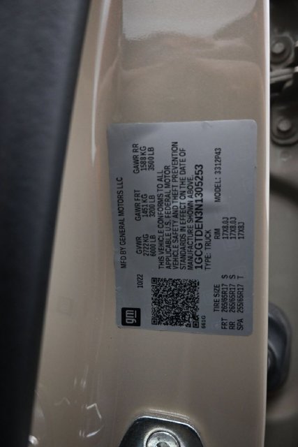Used 2022 Chevrolet Colorado Z71 AWD/4WD image 17