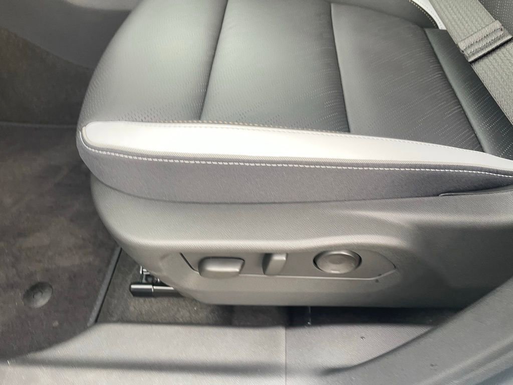 New 2026 Buick Envision Sport Touring image 11