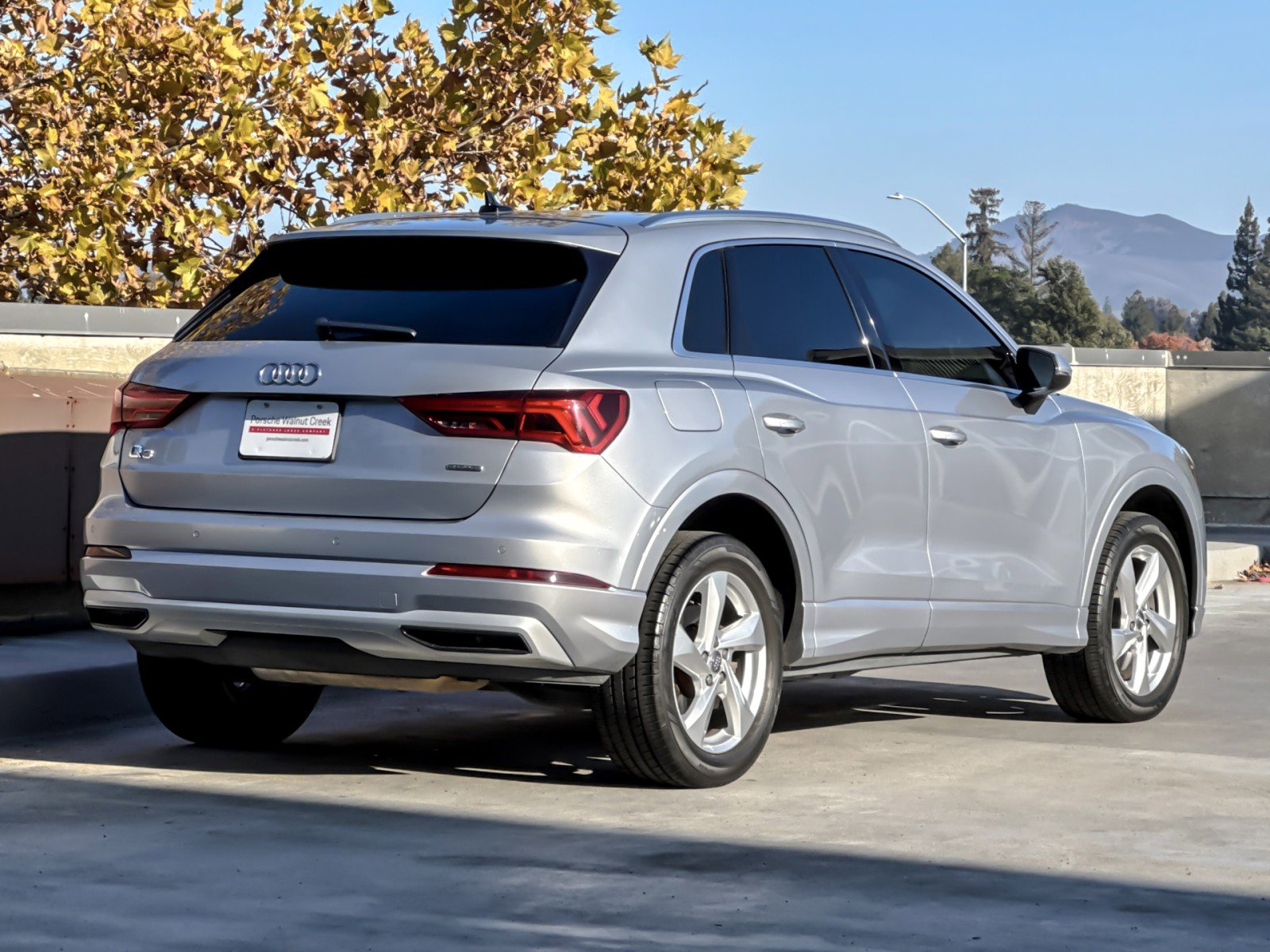 Used 2020 Audi Q3 2.0T Premium image 8