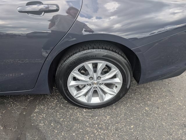 Used 2025 Chevrolet Malibu LT FWD image 22