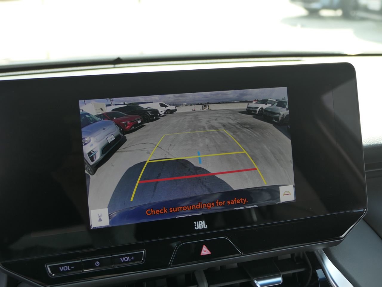 Used 2024 Toyota Venza XLE image 24