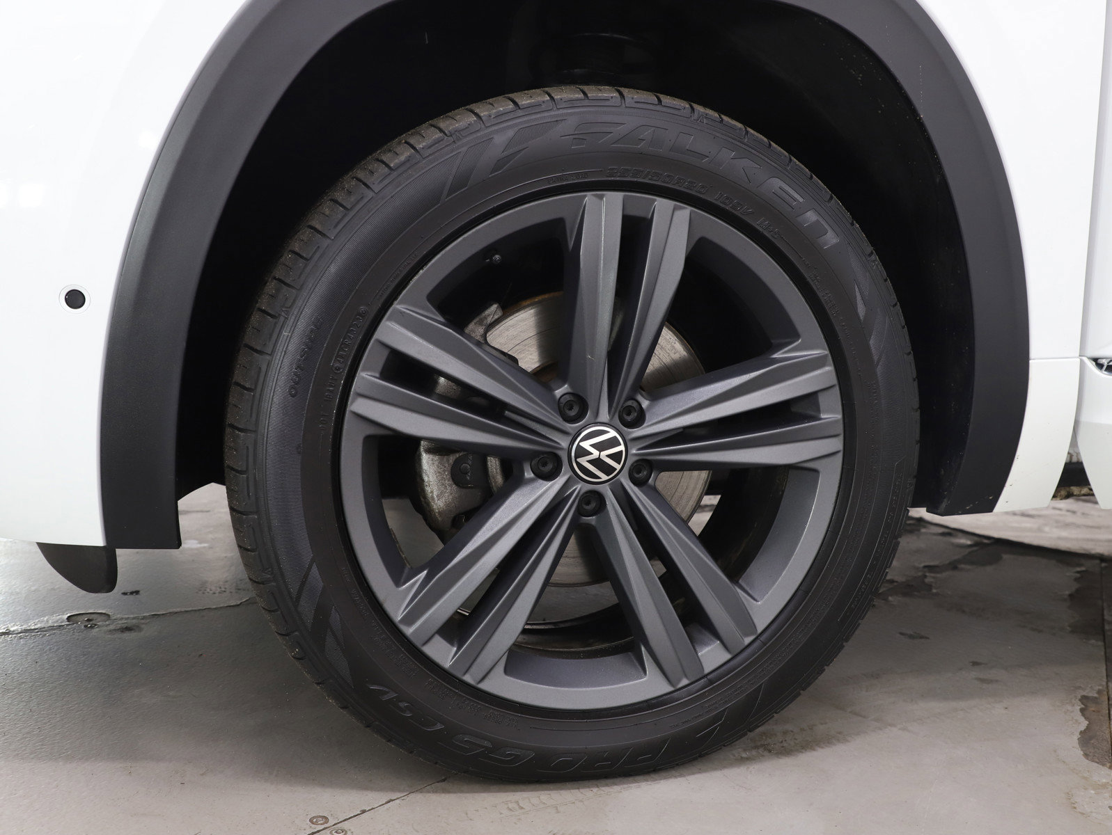 Used 2021 Volkswagen Atlas SE w/ Panoramic Sunroof Package image 34