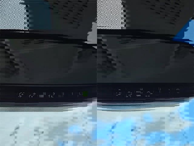 Used 2020 Nissan Armada SL image 26