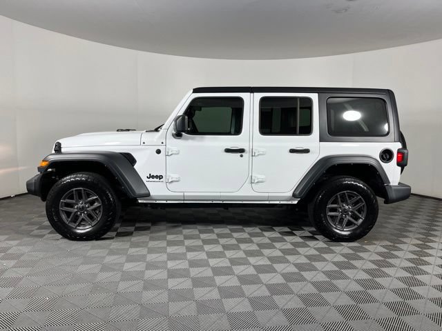 Used 2024 Jeep Wrangler Unlimited Sport AWD/4WD image 7