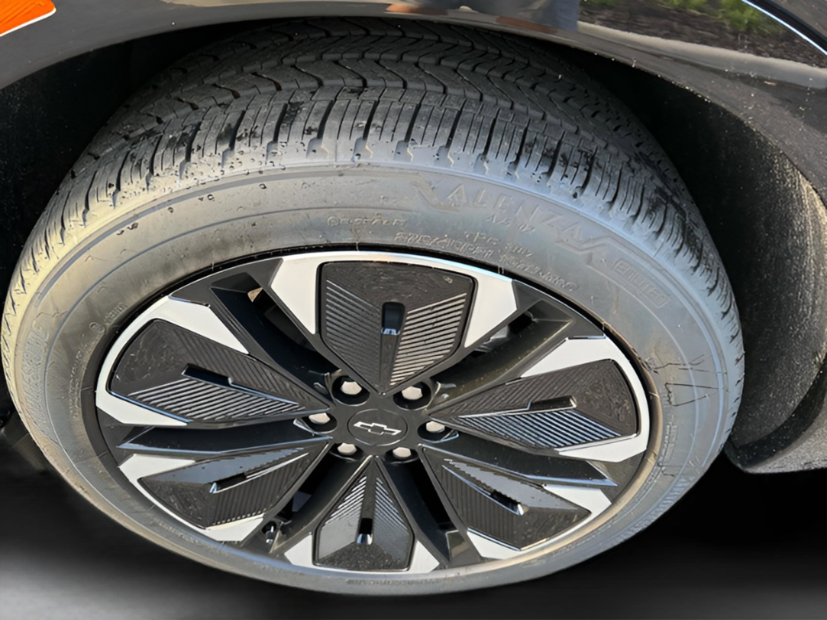 New 2025 Chevrolet Blazer EV RS image 25