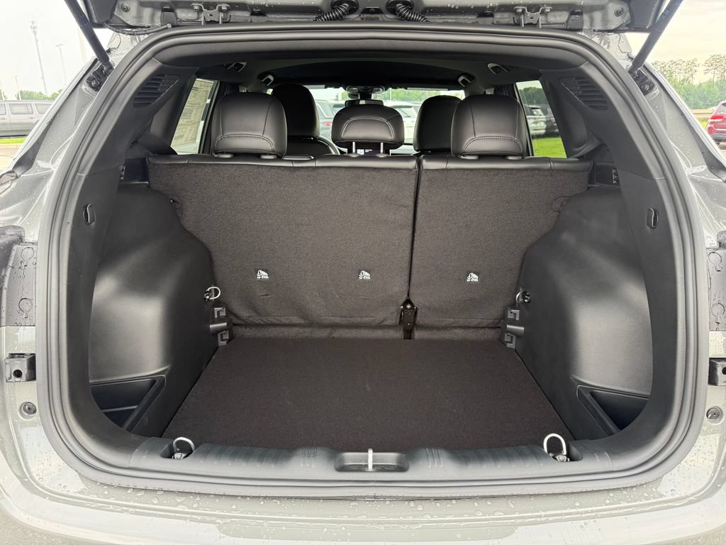 New 2026 Jeep Compass Latitude AWD/4WD image 21