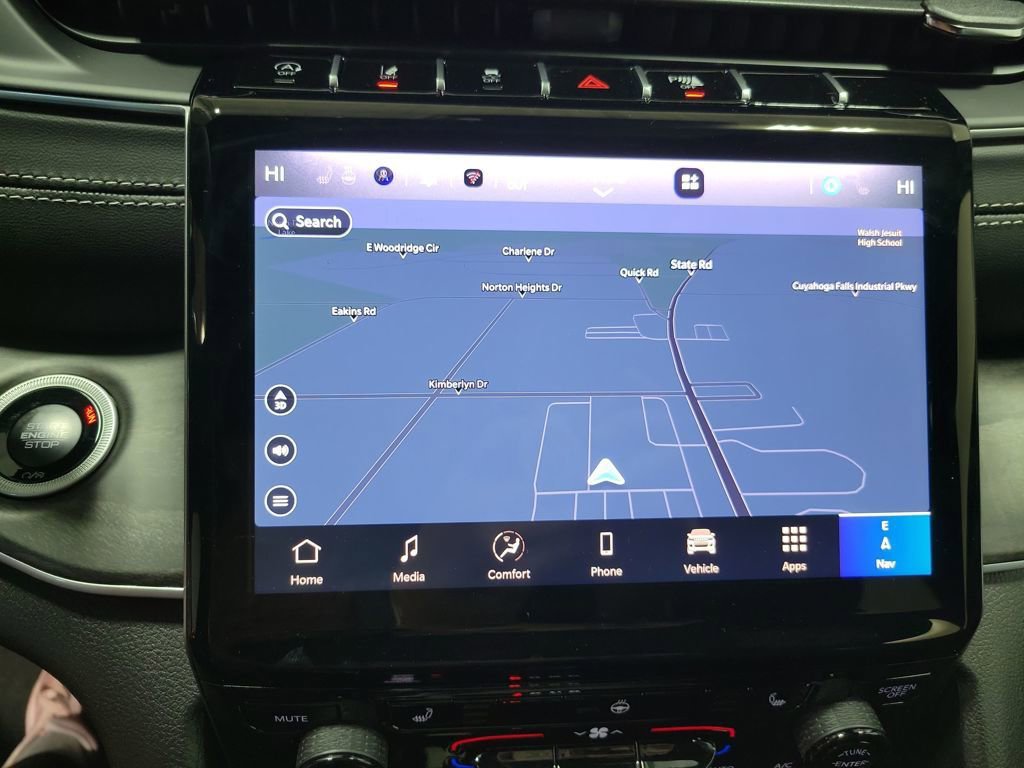 New 2025 Jeep Grand Cherokee L Limited w/ Black Appearance Package image 17