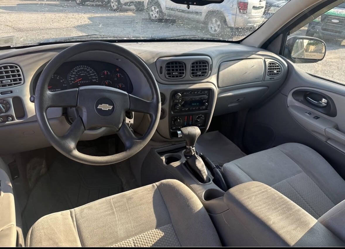 Used 2007 Chevrolet TrailBlazer LS AWD/4WD image 11