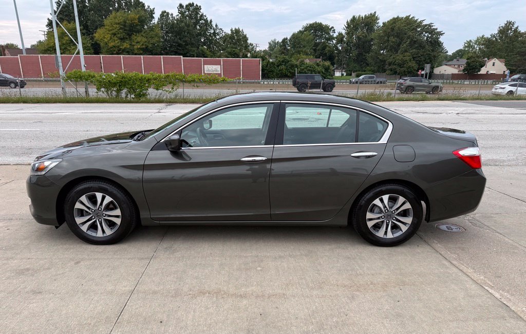 Used 2014 Honda Accord LX image 11