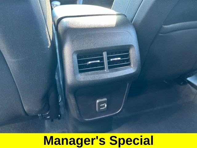 Used 2022 Chevrolet Equinox LT w/ Driver Convenience Package FWD image 35