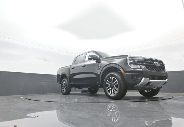New 2025 Ford Ranger Lariat w/ FX4 Off-Road Package image 29