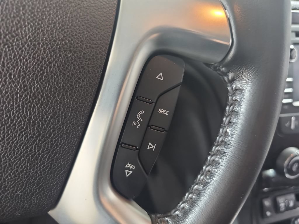Used 2015 Chevrolet Traverse LT w/ Style and Technology Package AWD/4WD image 26