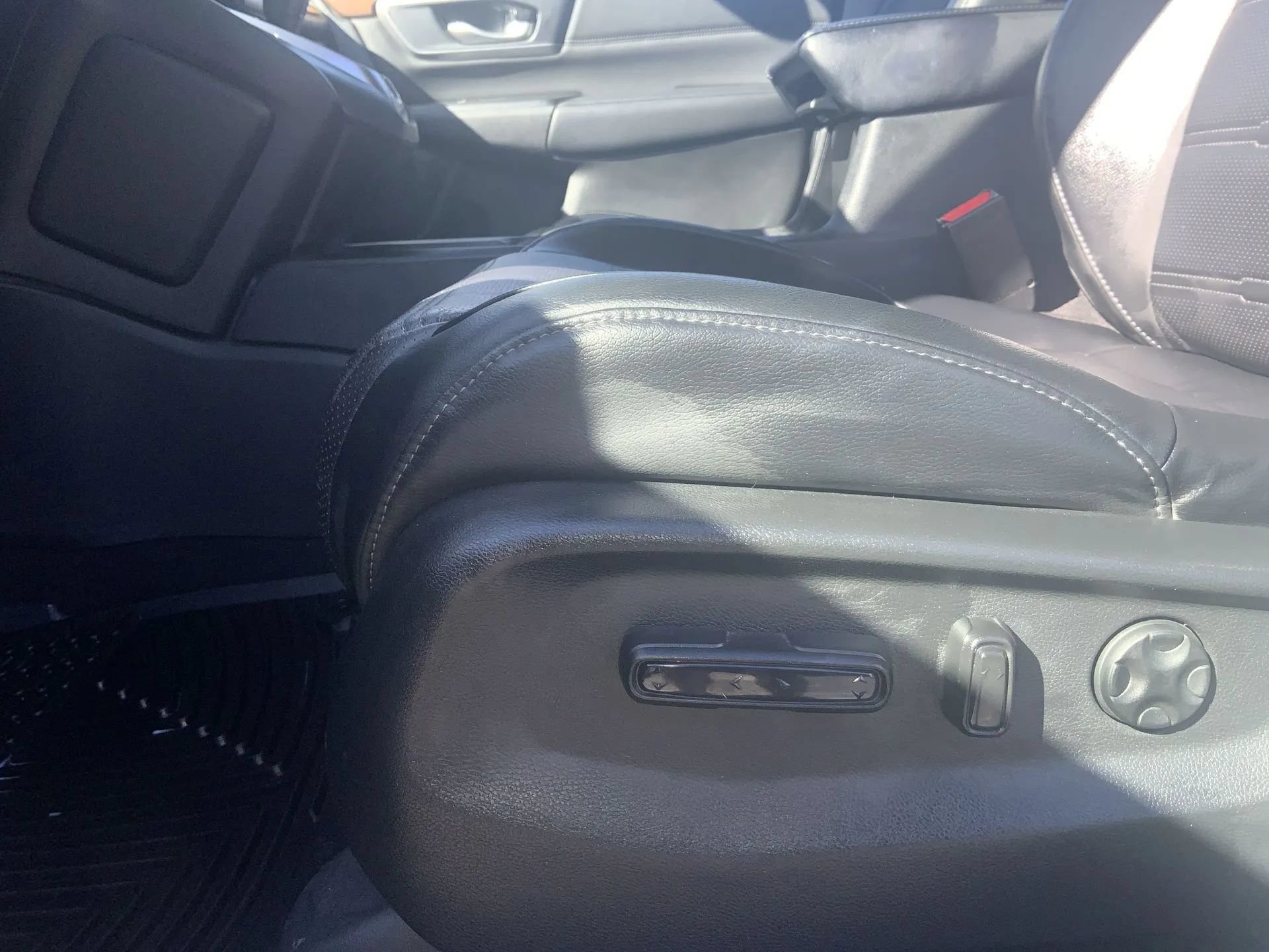 Used 2019 Honda CR-V EX-L image 14