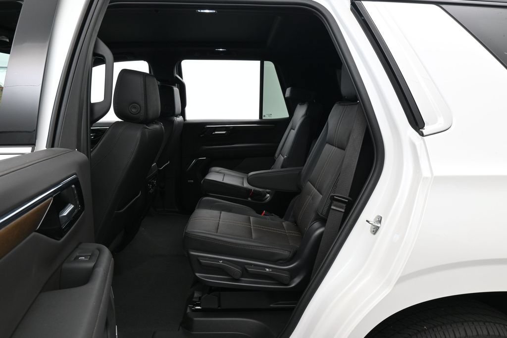 Used 2025 Chevrolet Tahoe High Country w/ Sun And Tow Package AWD/4WD image 37