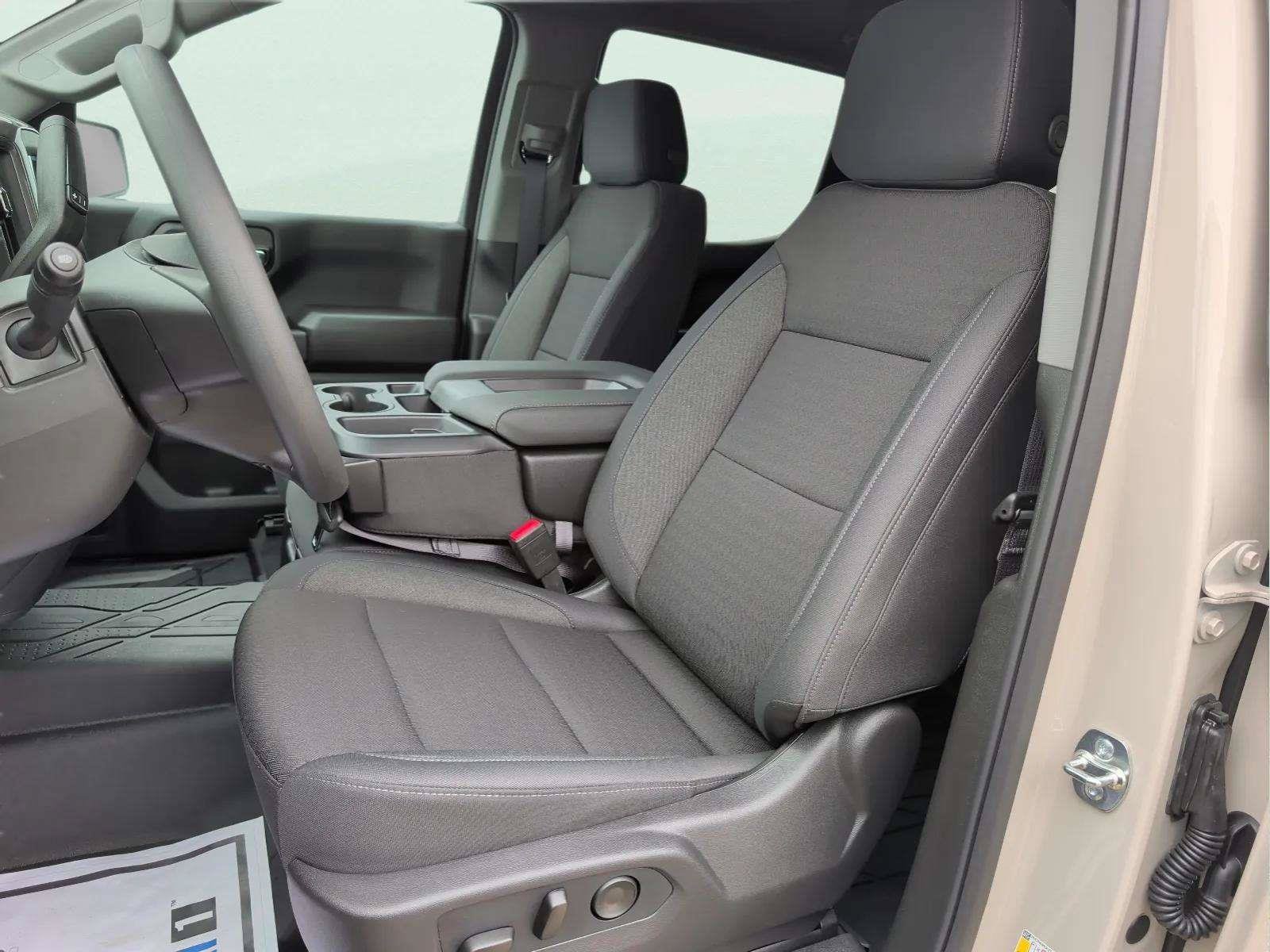 New 2026 Chevrolet Silverado 1500 Custom AWD/4WD image 9