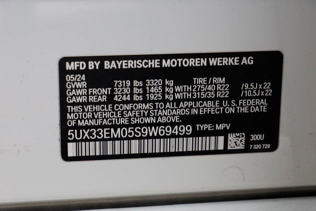 Used 2025 BMW X7 M60i image 25