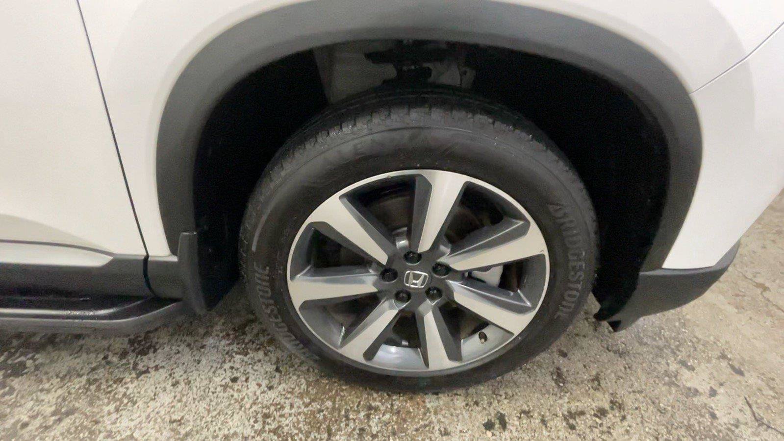 Used 2025 Honda Pilot Elite image 17