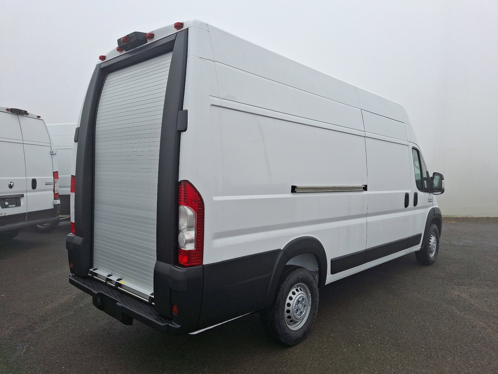 New 2025 RAM ProMaster 3500 w/ Roll-Up Rear Door Package image 4