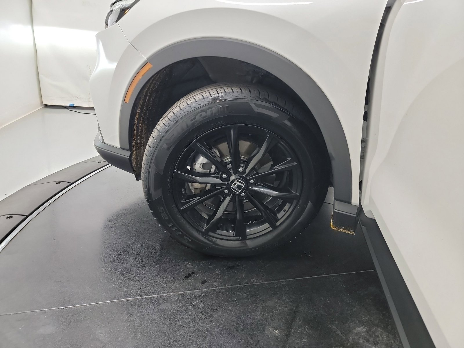 Certified 2025 Honda CR-V Sport image 30