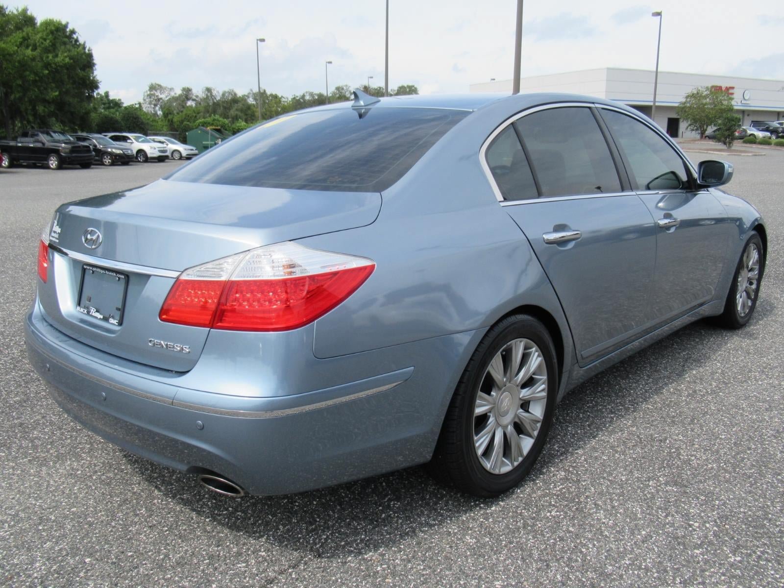 Used 2010 Hyundai Genesis 3.8 w/ Premium Pkg 2 RWD image 7