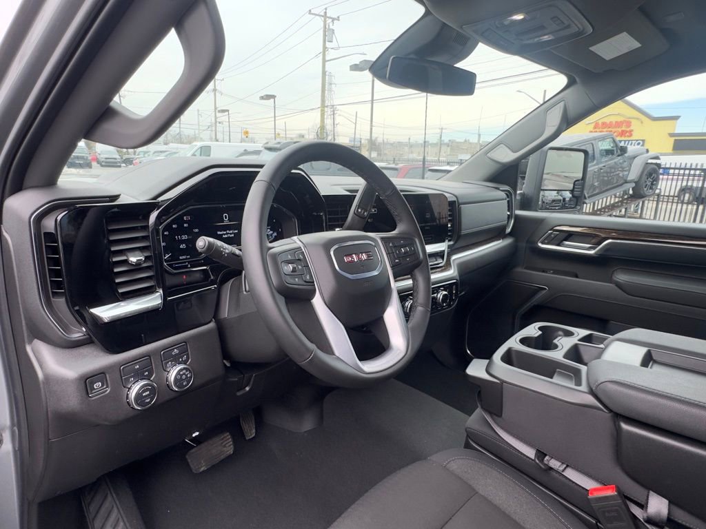 Used 2025 GMC Sierra 2500 SLE w/ SLE Value Package; image 13
