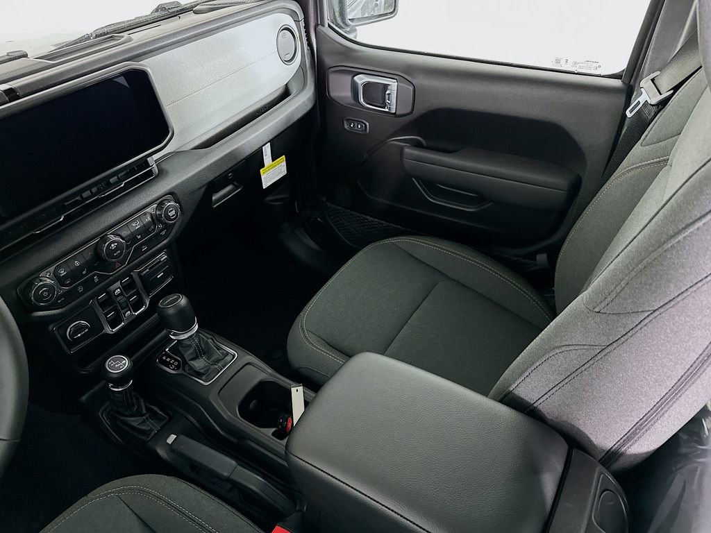 New 2026 Jeep Gladiator Sport AWD/4WD image 31