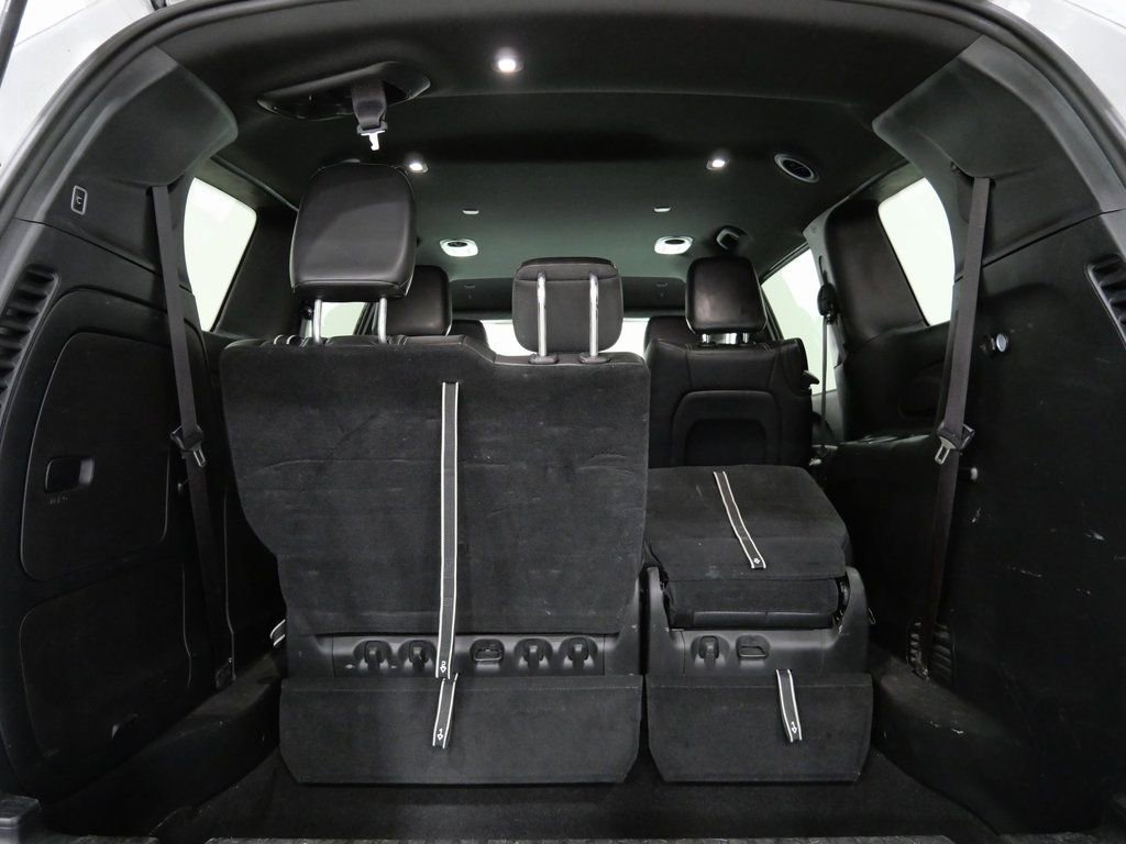 Used 2024 Chrysler Pacifica Select image 27