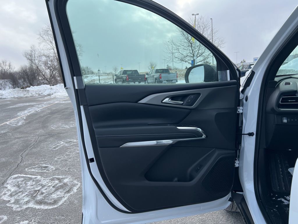 New 2026 Chevrolet Traverse LT image 7