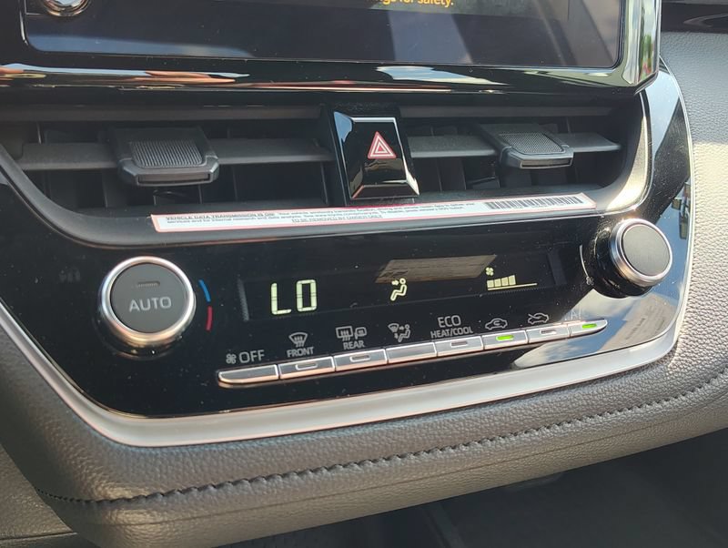 Used 2024 Toyota Corolla SE FWD image 16