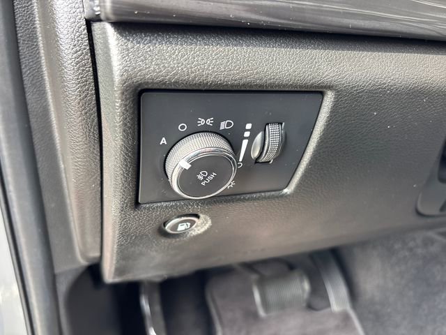 Used 2022 Jeep Grand Cherokee Laredo X AWD/4WD image 18