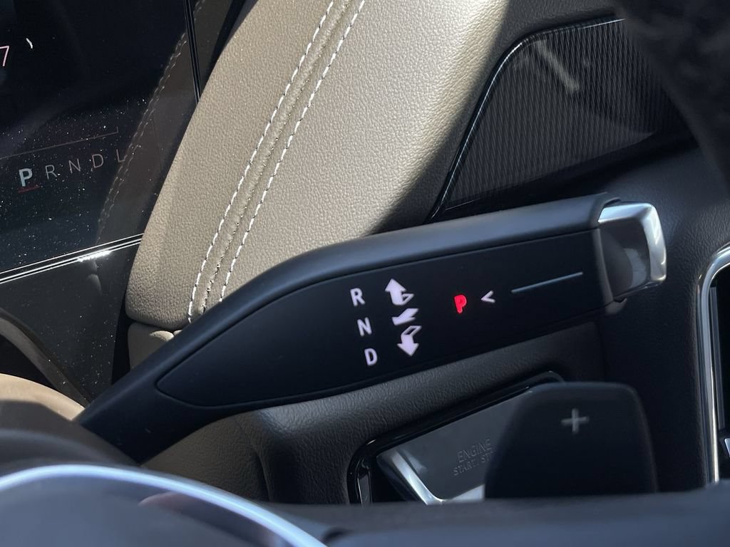 New 2026 GMC Yukon XL Elevation AWD/4WD image 16