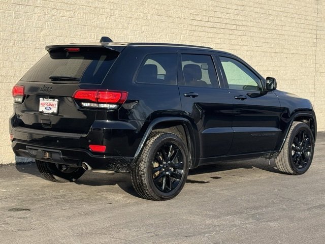Used 2020 Jeep Grand Cherokee Altitude image 9