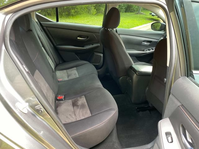 Used 2021 Nissan Sentra SR FWD image 32