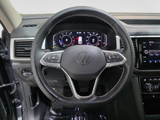 Used 2023 Volkswagen Atlas SE AWD/4WD image 16