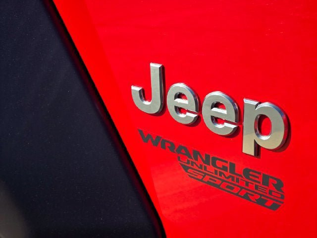 Certified 2018 Jeep Wrangler Unlimited Sport S AWD/4WD image 31