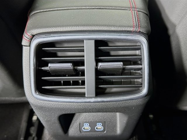 Used 2025 Genesis G70 3.3T Advanced image 28